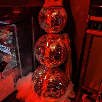 Bartley's - Disco ball snowman - Cocktail Bars Near Me - New York, New York
