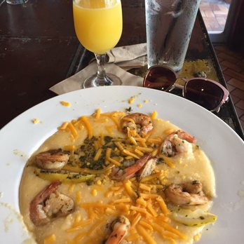Grand Trunk Pub - Shrimp and Grits w/ mimosa! - Pubs Near Me - Detroit, Michigan Grand Trunk Pub - Shrimp and Grits w/ mimosa! - Pubs Near Me - Detroit, Michigan