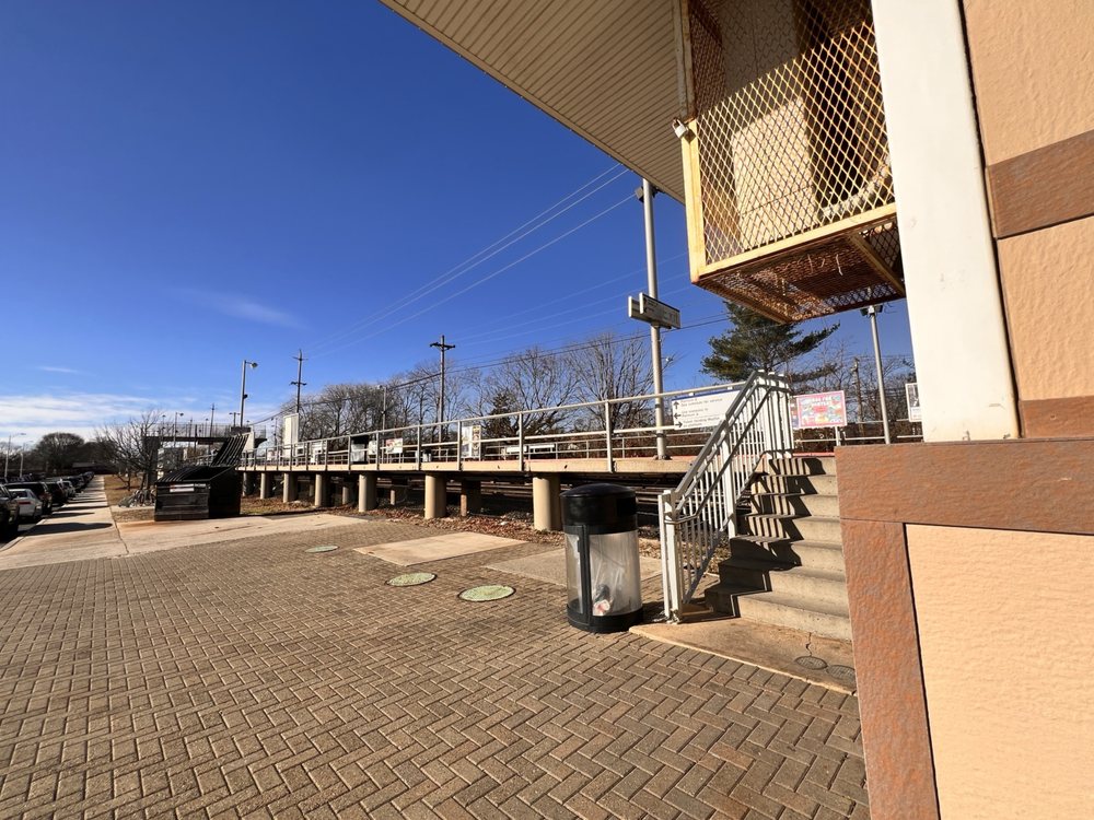 CENTRAL ISLIP LIRR Updated September 2024 48 First Ave, Central