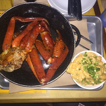 Bon Ton - Applewood smoked snow crab & crawfish gouda mac & cheese - Cajun/Creole Near Me - Atlanta, Georgia Bon Ton - Applewood smoked snow crab & crawfish gouda mac & cheese - Cajun/Creole Near Me - Atlanta, Georgia