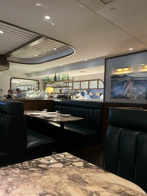 Green Point Seafood and Oyster Bar by null