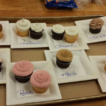 Safeway Pharmacy - The bakery manager, Dawna, let us try out different cupcake frosting flavors for our wedding! She's great! - Drugstores Near Me - Littleton, Colorado Safeway Pharmacy - The bakery manager, Dawna, let us try out different cupcake frosting flavors for our wedding! She's great! - Drugstores Near Me - Littleton, Colorado