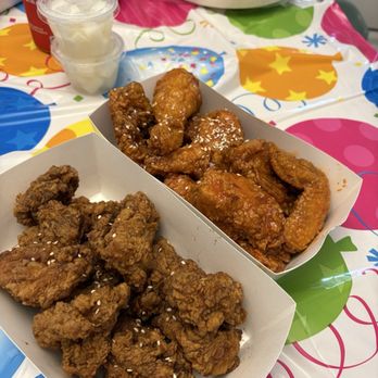 The Fry - Soy garlic boneless and special sauce bone in - Korean Near Me - Toronto, Ontario The Fry - Soy garlic boneless and special sauce bone in - Korean Near Me - Toronto, Ontario