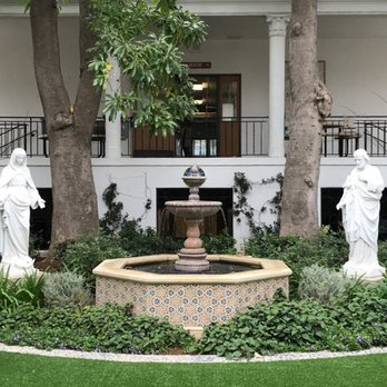 St Paul the Apostle School - Internal Courtyard.... Beautiful and tranquil. - Religious Schools Near Me - Los Angeles, California St Paul the Apostle School - Internal Courtyard.... Beautiful and tranquil. - Religious Schools Near Me - Los Angeles, California