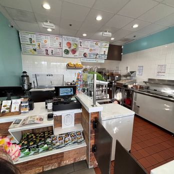 Elite Experience: Robeks - Inside - Yelp Events Near Me - San Marcos, California