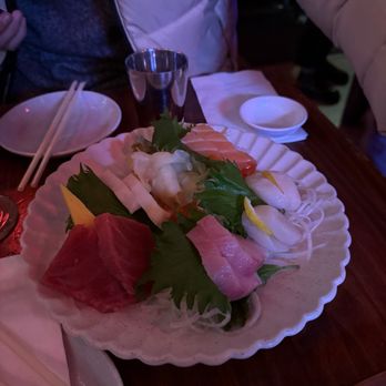 Kinda Izakaya - Assorted Sashimi - Tapas/Small Plates Near Me - Berkeley, California