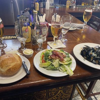 Maggie McGarry's - Ceaser salad, and some mussels - Music Venues Near Me - San Francisco, California Maggie McGarry's - Ceaser salad, and some mussels - Music Venues Near Me - San Francisco, California