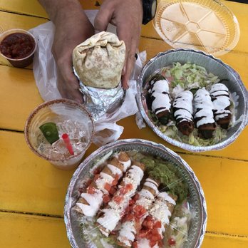 Rio Bravo - Carneia Sada burrito, bacon wrapped jalapeños, chicken taquitos! - Mexican Near Me - North Bend, Washington Rio Bravo - Carneia Sada burrito, bacon wrapped jalapeños, chicken taquitos! - Mexican Near Me - North Bend, Washington