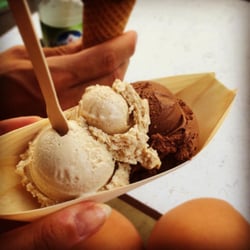 iceDate - Cashew-Mandel & Nougat mit kleiner Kugel Erdnuss