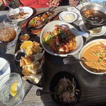 Swan Thai - Pad Thai with Tiger Shrimp Crab Fried Rice Tom Kha Seafood (Pot) Dumplings (6) Red Curry - Thai Near Me - Rancho Palos Verdes, California Swan Thai - Pad Thai with Tiger Shrimp Crab Fried Rice Tom Kha Seafood (Pot) Dumplings (6) Red Curry - Thai Near Me - Rancho Palos Verdes, California
