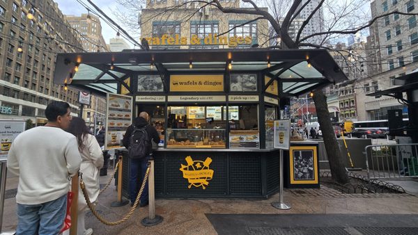 Wafels & Dinges by null