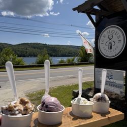 Ice House Creamery - Ice Cream Flight