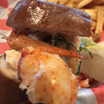 Smack Shack - Lobster sandwich - Seafood Near Me - Minneapolis, Minnesota
