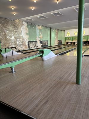 Avondale Bowl by null