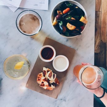 Good Bar - Happy hour (3-7 pm weekdays, 4-7 pm weekends) featuring crispy cheese curds, mussels, and brews! - Cocktail Bars Near Me - Seattle, Washington