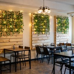 Main dinning area