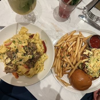 Ted's Bulletin Ballston - Vegetable Pasta (seasonal) Szechuan Hot Chicken Sandwich - Breakfast & Brunch Near Me - Arlington, Virginia Ted's Bulletin Ballston - Vegetable Pasta (seasonal) Szechuan Hot Chicken Sandwich - Breakfast & Brunch Near Me - Arlington, Virginia