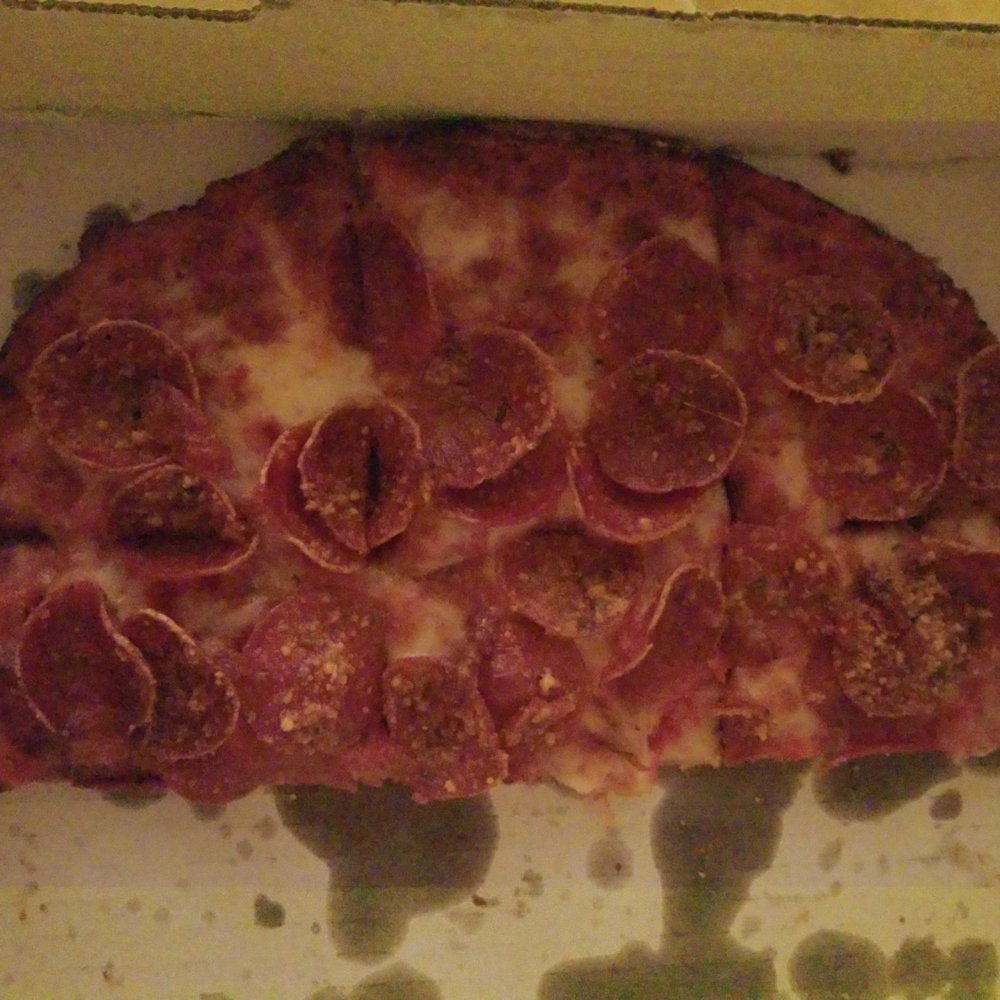 Small pepperoni - got hungry and ate half before I remembered I was supposed to take a pic Small pepperoni - got hungry and ate half before I remembered I was supposed to take a pic