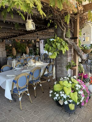 Arnoldi's Cafe by null