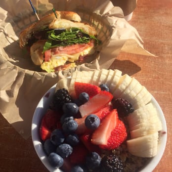 Flake - Cro-Jo with an Acai bowl! - Breakfast & Brunch Near Me - Venice, California