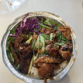 Steak Freak - Combo steak basil and honey glazed chicken over rice - Food Trucks Near Me - New York, New York Steak Freak - Combo steak basil and honey glazed chicken over rice - Food Trucks Near Me - New York, New York