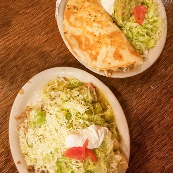 Azteca Mexican Grill - Enchilada Supreme on bottom, Super Quesadilla on top - Mexican Near Me - Camillus, New York Azteca Mexican Grill - Enchilada Supreme on bottom, Super Quesadilla on top - Mexican Near Me - Camillus, New York