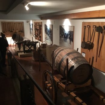 Ferreira - Wineries Near Me - Vila Nova de Gaia, 13