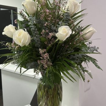 The Flower Bucket - Dozen white roses (signifies new beginnings) - Florists Near Me - San Antonio, Texas