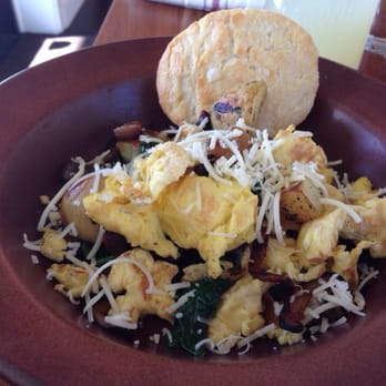 Johnston's Saltbox - New American Near Me - San Carlos, California Johnston's Saltbox - New American Near Me - San Carlos, California