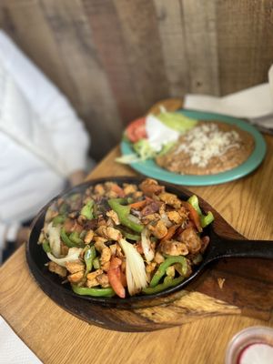 Taqueria Hecho en México by null