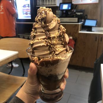 Spot Dessert Bar - Hazelnut sundae - Desserts Near Me - New York, New York