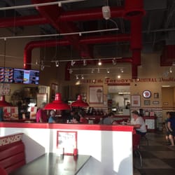Freddy's Frozen Custard & Steakburgers - Inside!