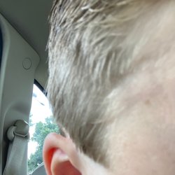 Lee's Hair Salon