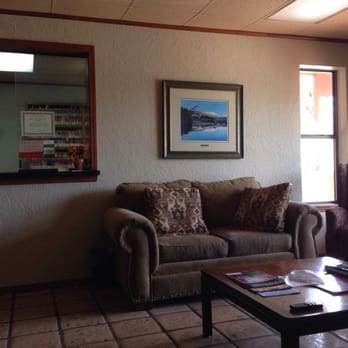R2 Center For Dentistry  - front desk and waiting area - General Dentistry Near Me - Broken Arrow, Oklahoma