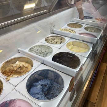 Baskin-Robbins - Ice cream - Desserts Near Me - Murrieta, California