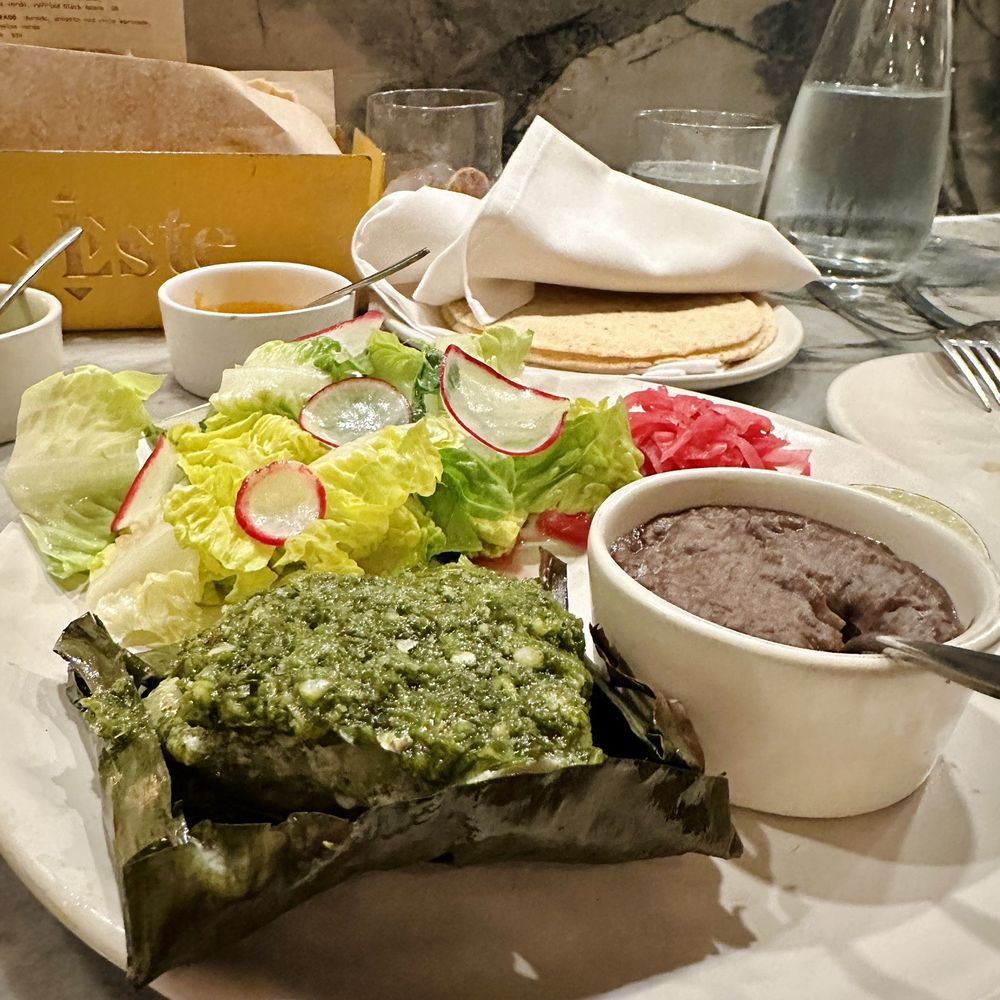 Este - Seafood Near Me - Austin, Texas Este - Seafood Near Me - Austin, Texas