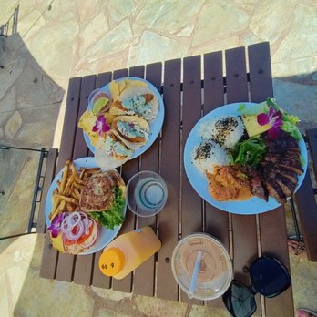 Barefoot Beach Cafe - Ahi burger , fish tacos , shrimp and sirloin plate , - Breakfast & Brunch Near Me - Honolulu, Hawaii