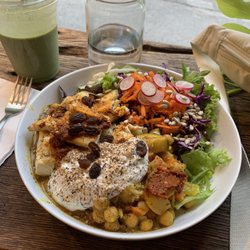 So Good Kitchen - Good Karma Bowl with Crispy Tofu