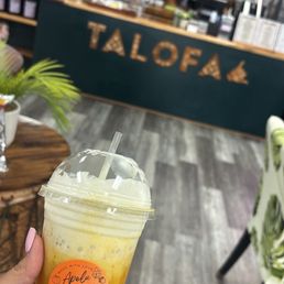Mango smoothie Mango smoothie