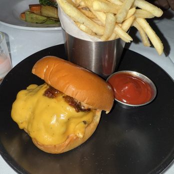 Do Not Disturb - Smashed Burger & Fries - Speakeasies Near Me - New York, New York