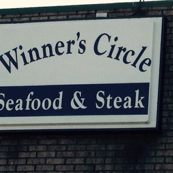 Winner's Circle Restaurant - Sign on the building. - American Near Me - Jefferson, North Carolina