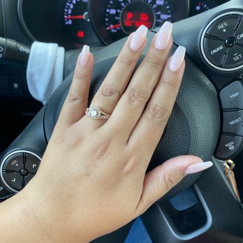 Pretty Nail Lounge - Full Set - Nail Salons Near Me - Montebello, California Pretty Nail Lounge - Full Set - Nail Salons Near Me - Montebello, California