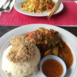 AT Thai Restaurant - Beef Panang curry and Singapore noodles #colourblast