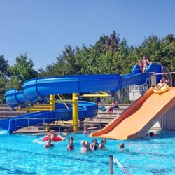 Freibad Tarp - Neu, zwei Rutschen im Kinderbereich, Sprungturm und separates Babybecken