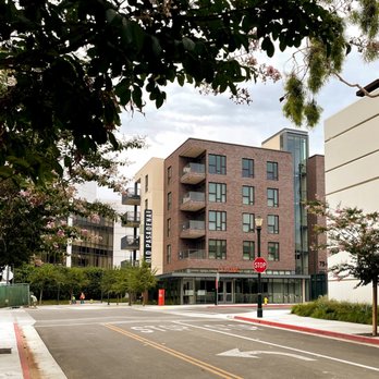 AMLI Old Pasadena - Apartments Near Me - Pasadena, California AMLI Old Pasadena - Apartments Near Me - Pasadena, California