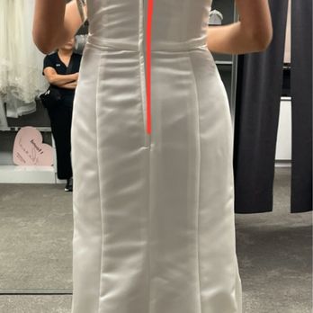 David's Bridal - My zipper is off center shifted to the left. one employee said it's the way I'm standing. I'm standing completely straight - Bridal Near Me - Burbank, California