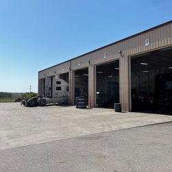T & E Service Co - T&E heavy duty shop.