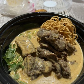 Manaao - "Khao Soi Noodle with Braised Beef" - Khao Soi Neua - Thai Near Me - Tustin, California