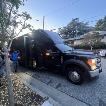 Top Transportation Service - Airport Shuttles Near Me