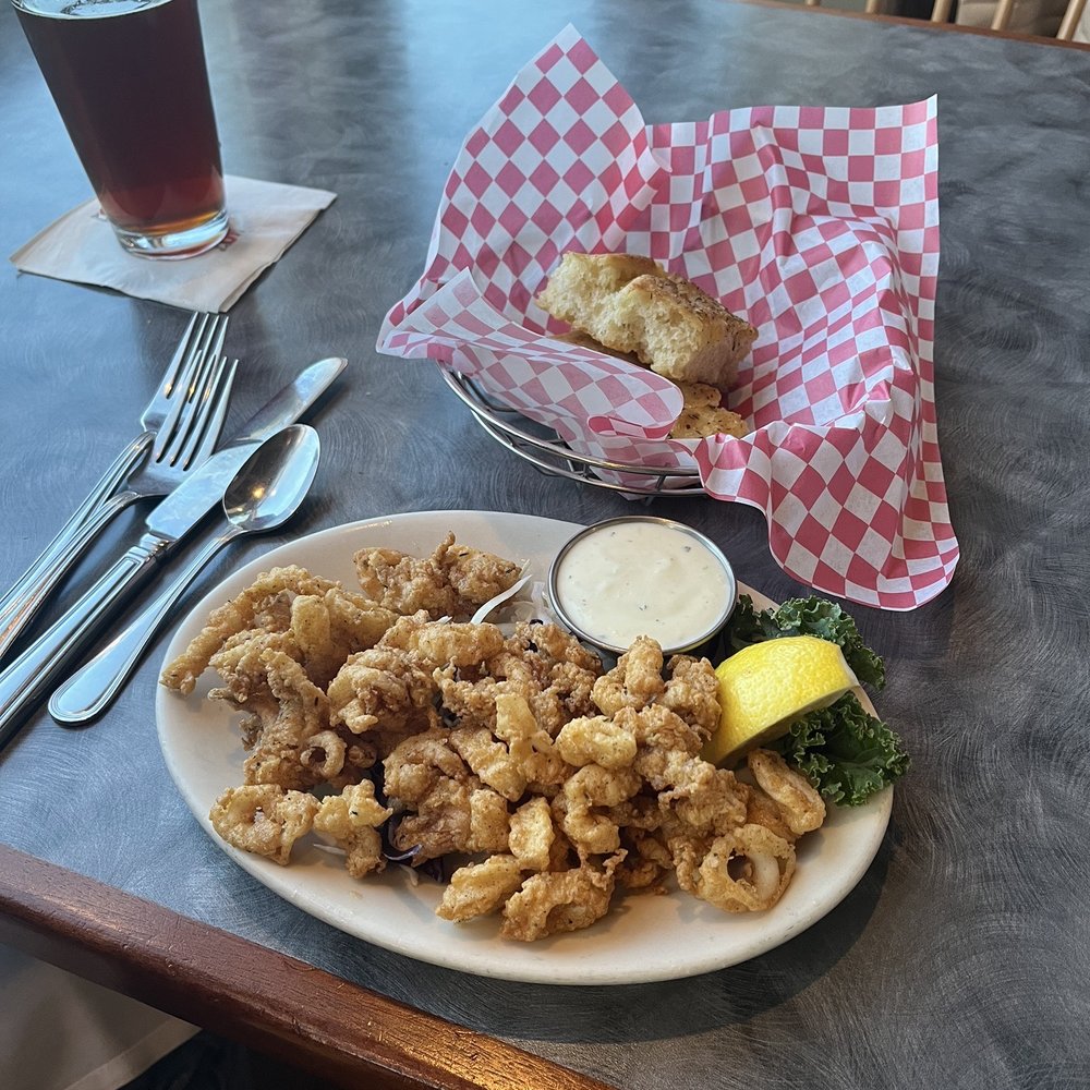 Chinook's - Crispy Fried Calamari - Seafood Near Me - Seattle, Washington